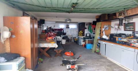 Moradia V2+2, em Marinhais