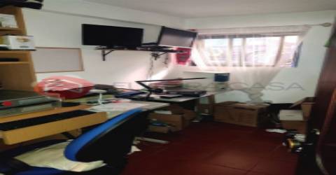 Moradia V2+2, em Marinhais