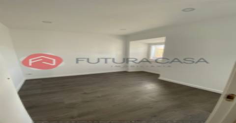 Moradia Geminada T3 Venda em Cartaxo e Vale da Pinta,Cartaxo