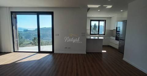 Moradia T4 com piscina exterior e uma vista panorâmica!