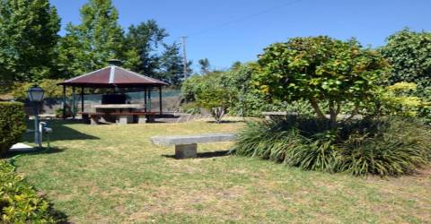 Moradia Rústica T6 com piscina e jardim em Ponte de Lima