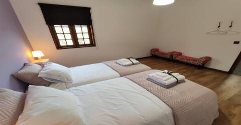 Moradia Rústica T6 com piscina e jardim em Ponte de Lima