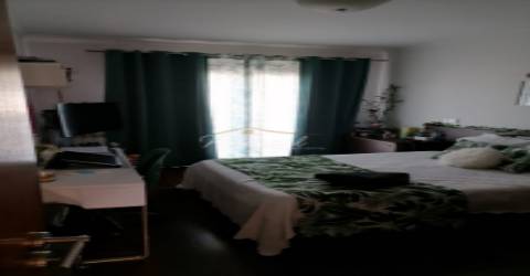 Moradia geminada T3 com piscina e logradouro em Vila Nova de Gaia