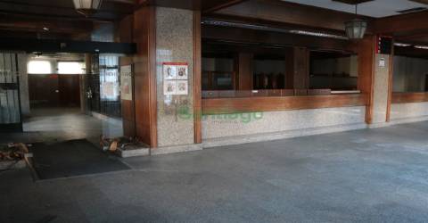 Arrendamento das antigas instalações dos CTT