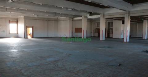 ARRENDAMENTO Edifício das antigas instalações dos CTT