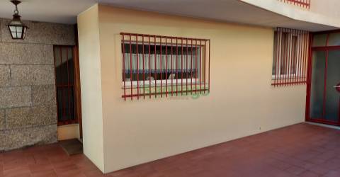 Moradia isolada de tipologia T4