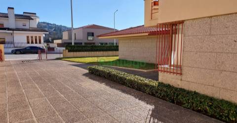 Moradia isolada de tipologia T4