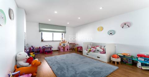 Apartamento T4 Venda em Carregado e Cadafais,Alenquer