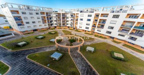 Apartamento T4 Venda em Carregado e Cadafais,Alenquer