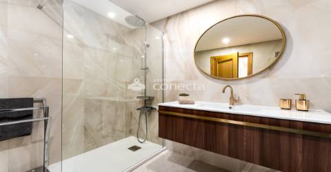 Apartamento T4 Venda em Carregado e Cadafais,Alenquer