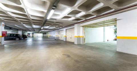 Apartamento T4 Venda em Carregado e Cadafais,Alenquer