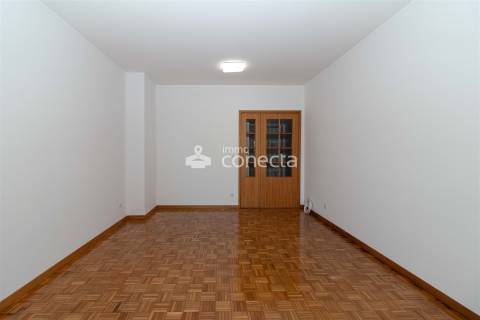 Apartamento T3 Venda em Vilar de Andorinho,Vila Nova de Gaia