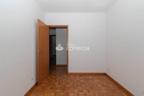 Apartamento T3 Venda em Vilar de Andorinho,Vila Nova de Gaia