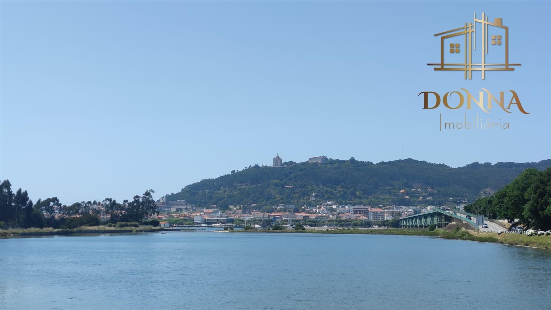 Supermercado  Venda em Viana do Castelo (Santa Maria Maior e Monserrate) e Meadela,Viana do Castelo