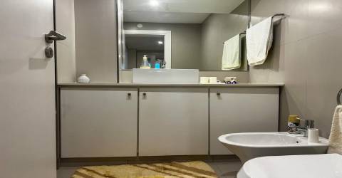 Apartamento T4 junto à Biblioteca Municipal de Gaia