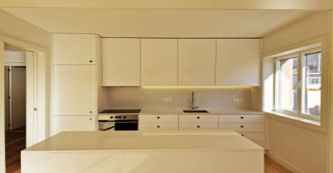 Apartamento T2 nas Antas, Rua Pedro Teixeira