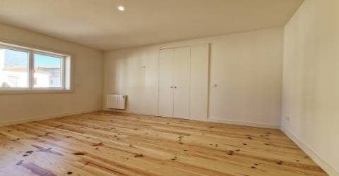 Apartamento T2 nas Antas, Rua Pedro Teixeira