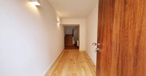 Apartamento T2 nas Antas, Rua Pedro Teixeira