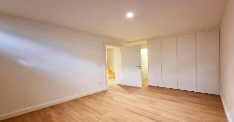 Apartamento T2 nas Antas, Rua Pedro Teixeira