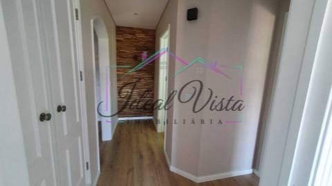 Apartamento T2 Venda em Oiã,Oliveira do Bairro