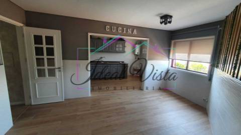 Apartamento T2 Venda em Oiã,Oliveira do Bairro