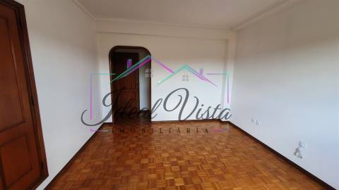 Apartamento T2 Venda em Oiã,Oliveira do Bairro