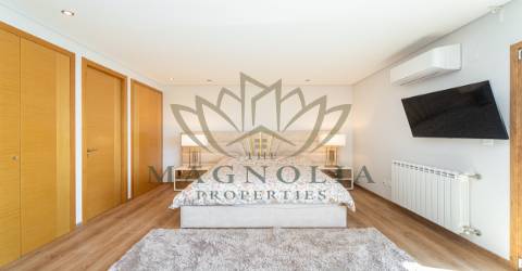 Moradia em Banda T4+1 Venda em Carcavelos e Parede,Cascais