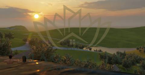 Herdade com 80 Ha, com uma ruína de 360m2 junto à barragem do Funcho.