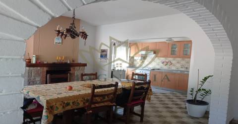 Moradia V5, Benfarras, Boliqueime