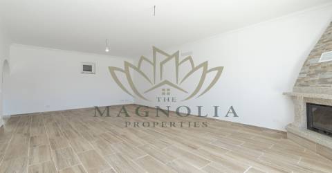 Moradia Geminada T4, S. Clemente, Loulé