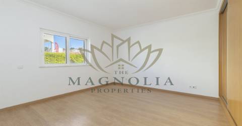 Moradia Geminada T4, S. Clemente, Loulé