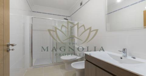 Moradia Geminada T4, S. Clemente, Loulé