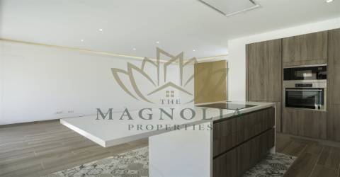 Santa Luzia - Moradia contemporânea T3 em construção