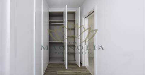 Santa Luzia - Moradia contemporânea T3 em construção