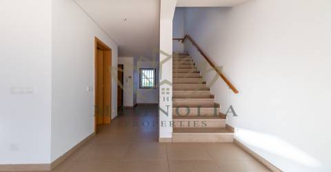 Moradia em Banda, Alcantarilha, Silves