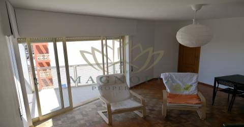 Apartamento T4 para venda, em Faro, Bom João