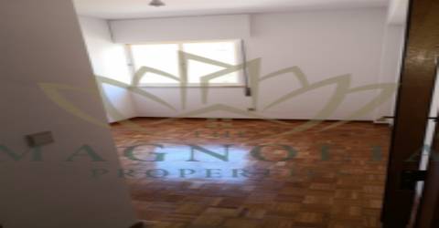 Apartamento T4 para venda, em Faro, Bom João