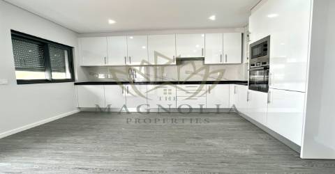 Apartamento T2 Venda em Quelfes,Olhão