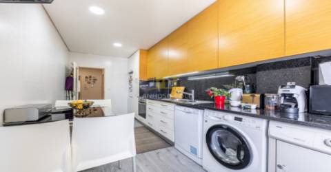 Apartamento T3, em Braga / São Lazaro / Venda