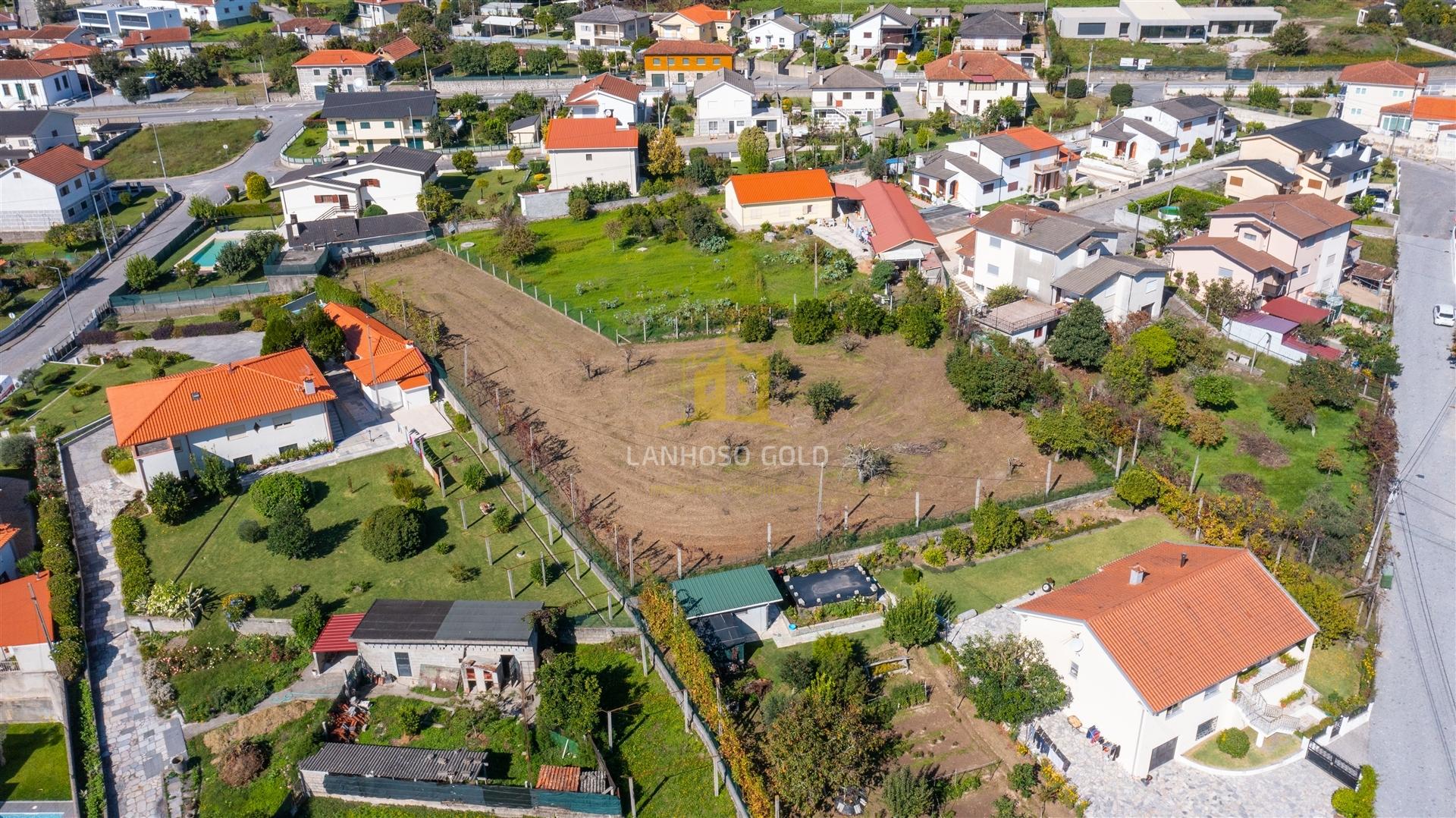 Terreno P/Construção / São Martinho do Campo/ Póvoa de Lanhoso