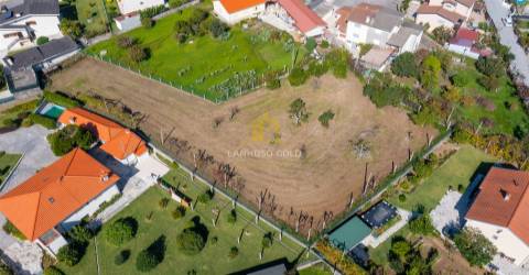Terreno P/Construção / São Martinho do Campo/ Póvoa de Lanhoso