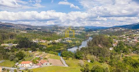 Moradia T5 Venda em Travassos,Póvoa de Lanhoso