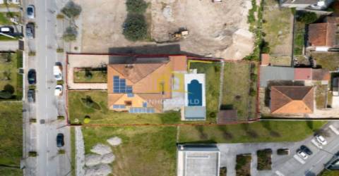 Moradia T4 Venda em Taíde,Póvoa de Lanhoso