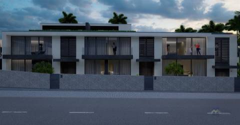 Moradia T3 de Luxo em Gaia - 1ª Linha de Mar