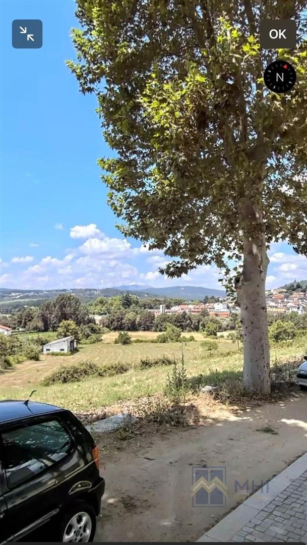 Terreno para construção a 200 m do Hotel Vidago Palace