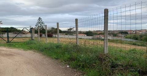 excelente terreno em segunda linha de mar em Valadares