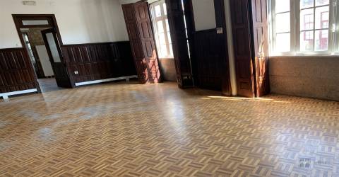 Moradia Isolada >=T10 Venda em Campanhã,Porto