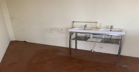 Moradia Isolada >=T10 Venda em Campanhã,Porto