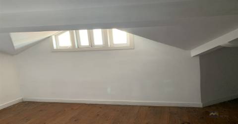 Moradia Isolada >=T10 Venda em Campanhã,Porto