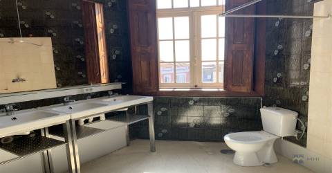 Moradia Isolada >=T10 Venda em Campanhã,Porto